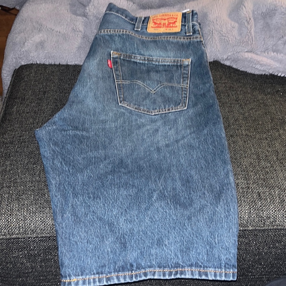 Mens Levi jean shorts size 38